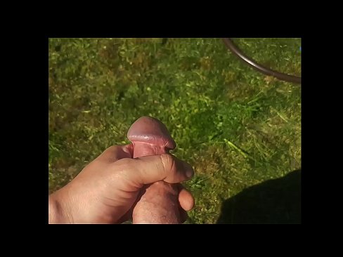 ❤️ Hot hottie får den rosa fitten hennes knullet og kommer med en sprut i en sommerhage ❤❌ Porno ved no.taxiporec.top ❌