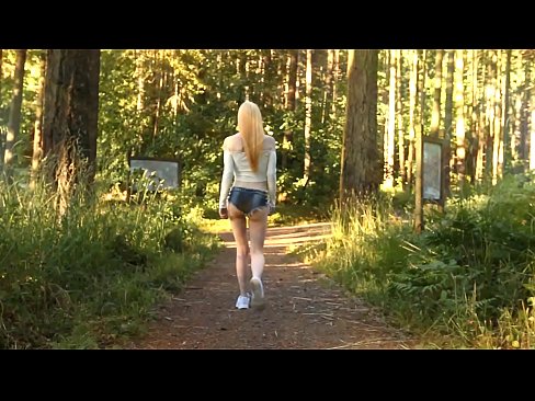 ❤️ Vakker kvinne beveger seg sakte, ikke nakenvideo ❤❌ Porno ved no.taxiporec.top ❌